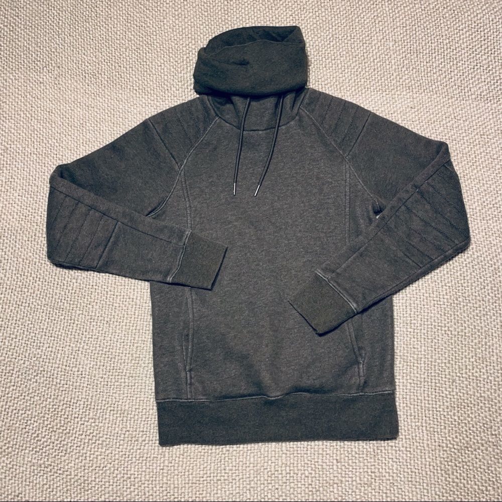 H&M ladies cowl neck sweatshirt. Olive green.